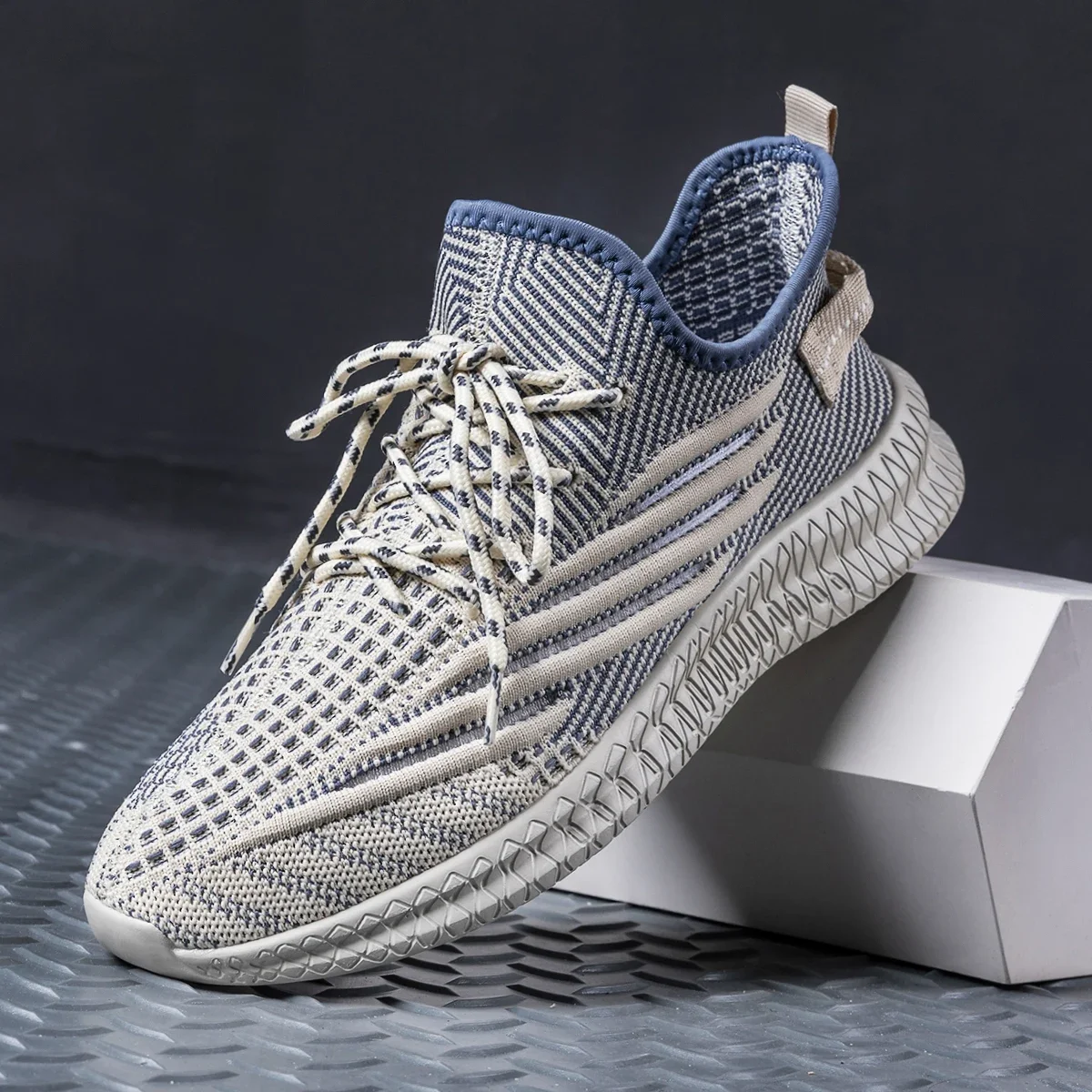 

Pop Men's Shoes Fashion Breathable Shoes For Men Comfortable Slip On Walking Sneakers Classic Casual Shoes Men Tenis Masculino