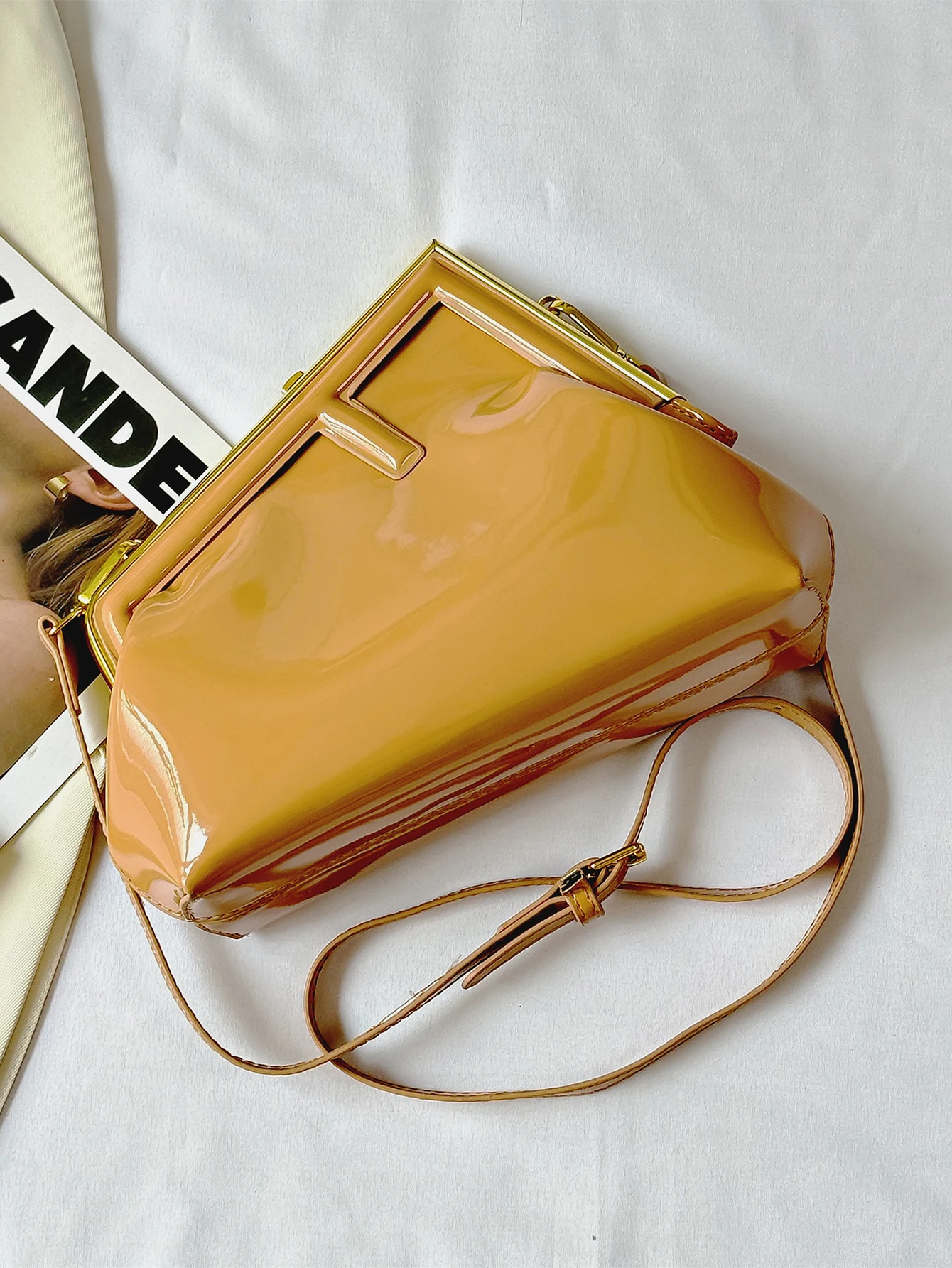 

Sophisticated Leather Shoulder Bag For Ladies, Luxury Brand Handbags By Famous Designer, Popular Classic Elegant