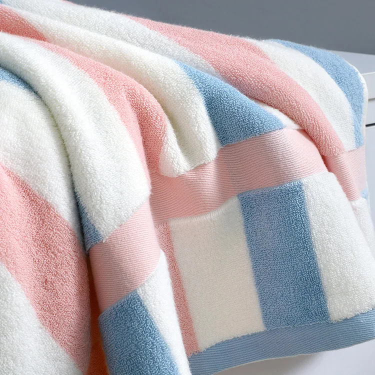 Cotton Bath Towel Thickened and Enlarged 70 * 140cm Comfortable and Soft with Good Water Absorption Large Striped Bath Towel
