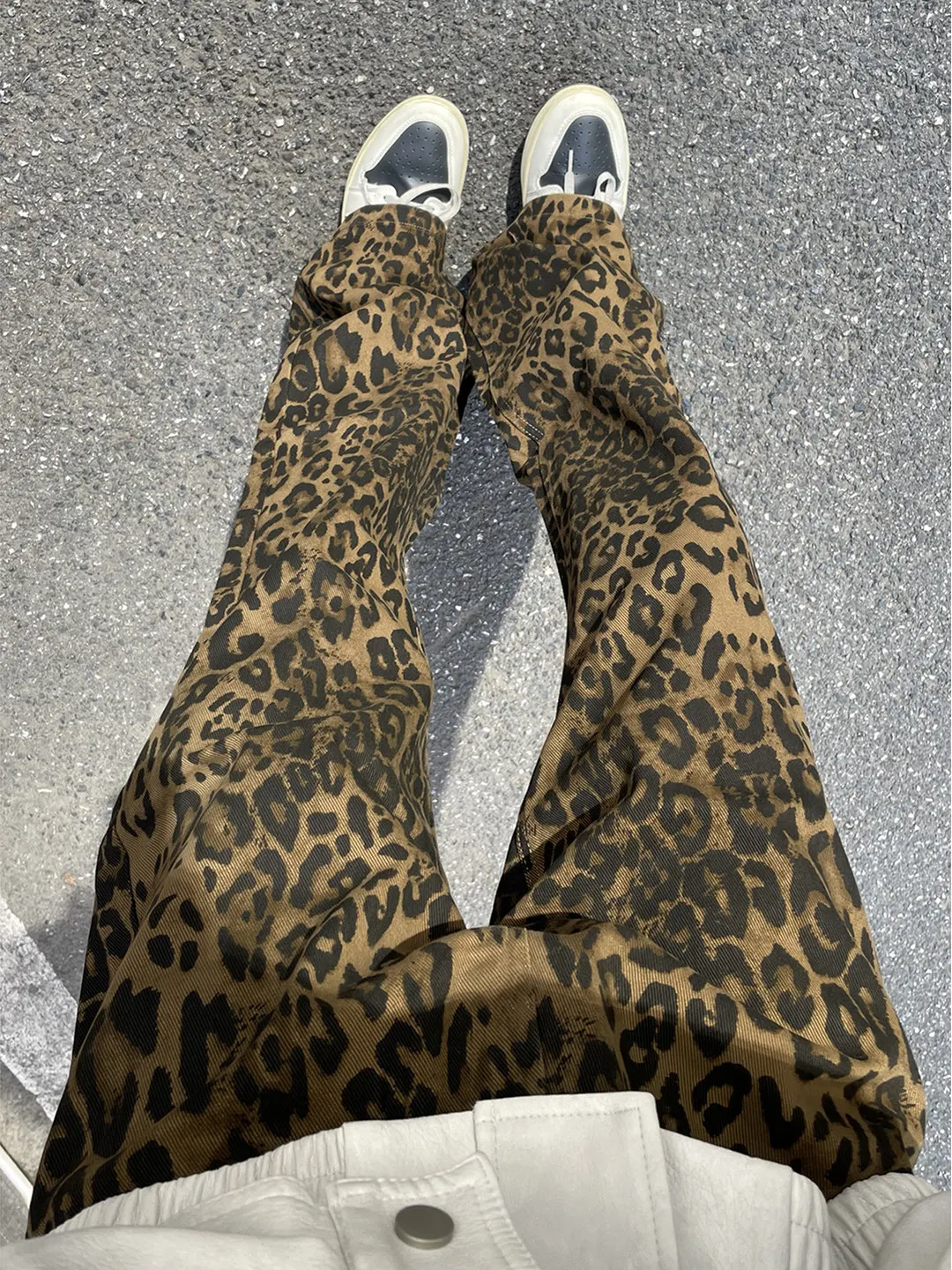 American Retro Leopard Print Jeans Men Women High Street Vibe Knife  Trousers Clean Fit mid Rise Flared Long Trousers