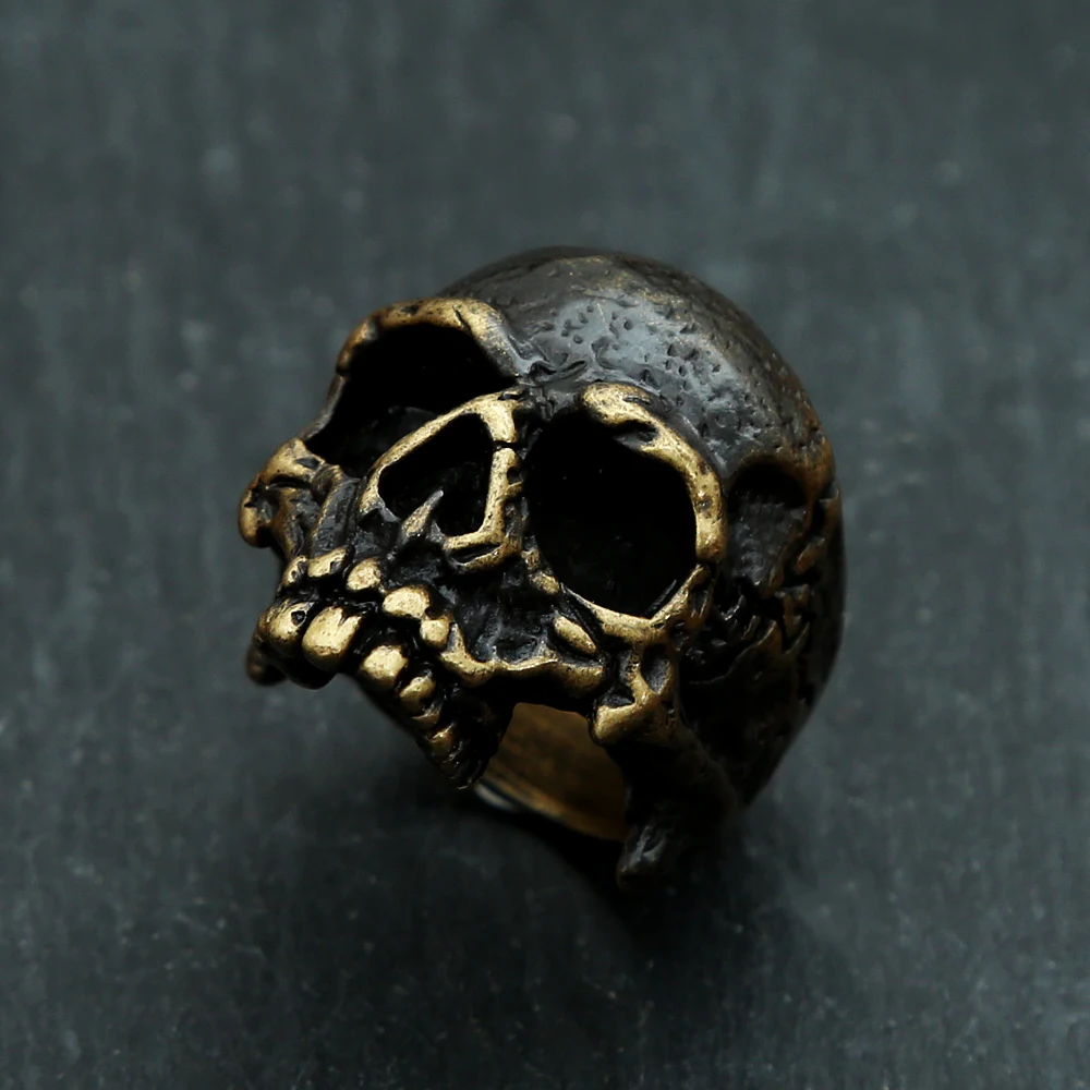 Vintage Personality Skull Ring Men's Stainless Steel Skeleton Retro Design Rings Locomotive Rock Punk Biker Jewelry Gift