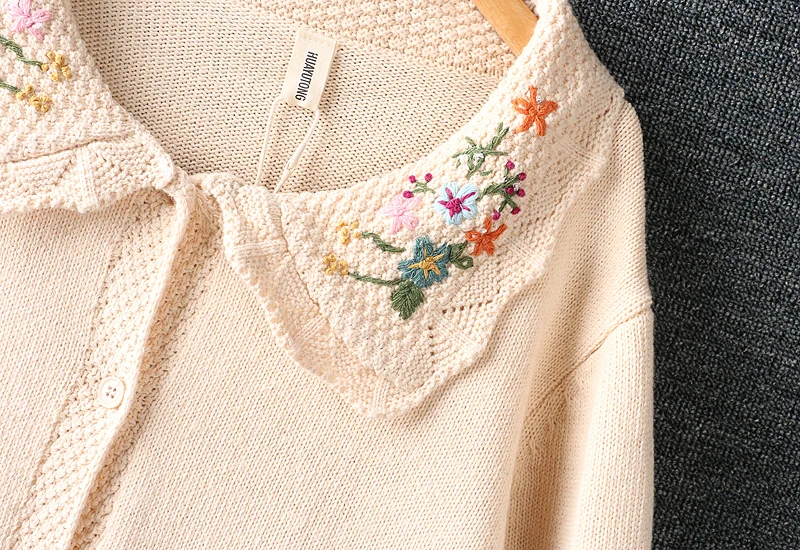 Autumn Sweet Embroidered Sweater Women Long Sleeve Single Breasted Knitted Sweater