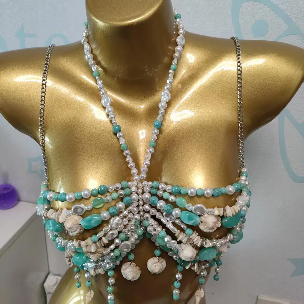 European Hand-woven Beaded Resin Shell Stone Bra Chain for Women Beach Bikini Crop Tops Halter Camis Pearls Breast Body Jewelry