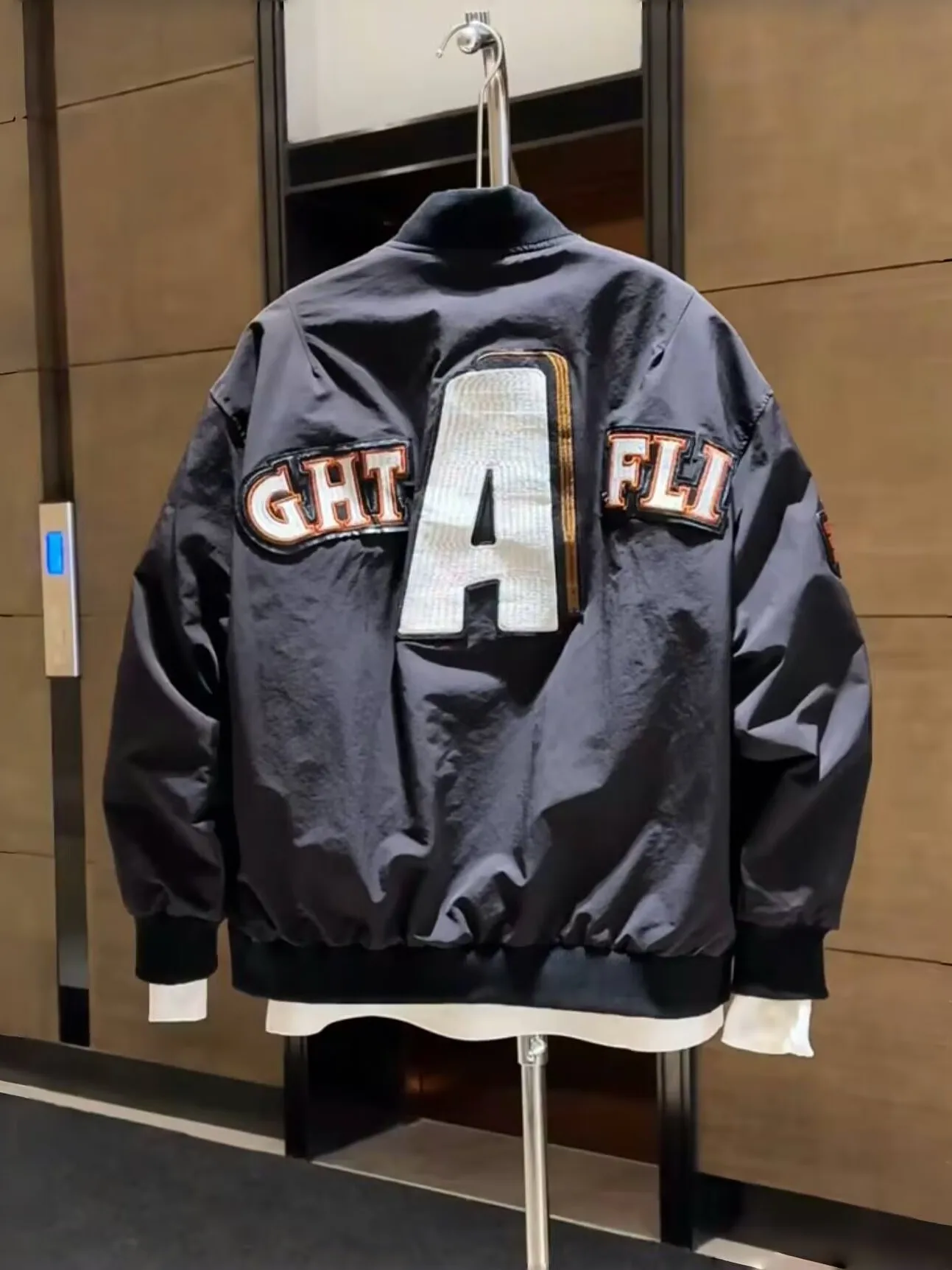 

Spring Autumn Men's Trendy Brand Embroidered Letter Stand Collar Jaet Loose Casual Ball Game Coat Youthful Vitali Sle