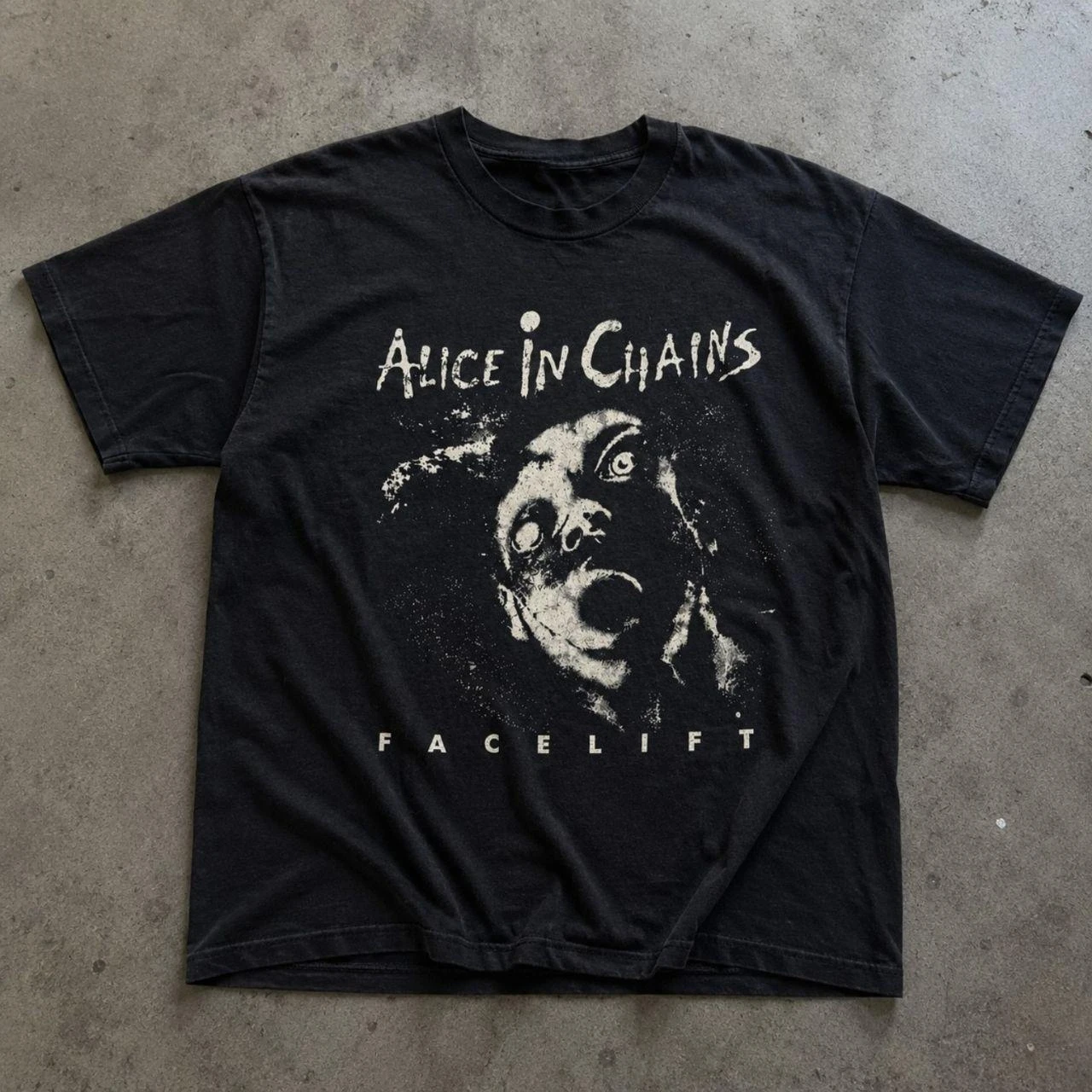 Koszulka z grafiką albumu zesp – Summer Goth Clothing recenzja i cena