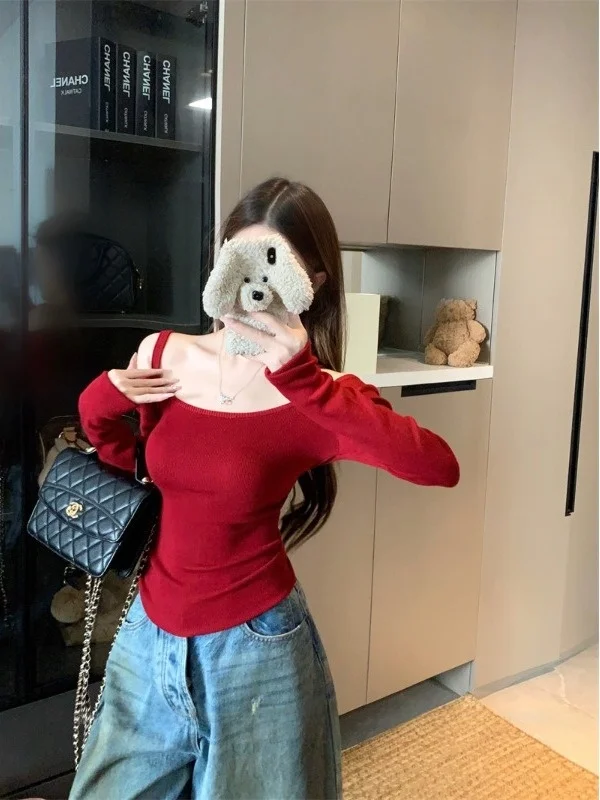 Red Spicy Girl Sle One Oulder Strap Gestrickte Basis Schicht Top frauen Winter Neue Taille Slim Fit Inneren Tragen irt
