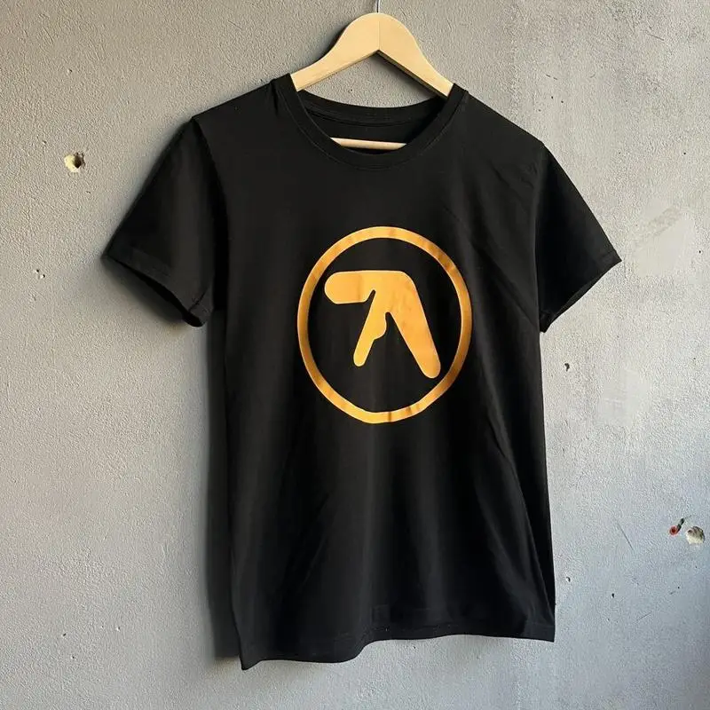

Aphex Twin Большой логотип в стиле ретро Черная футболка для
