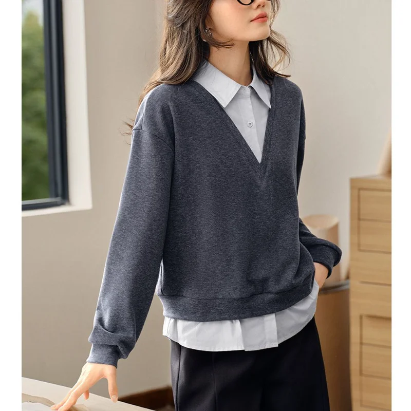 

Fake Two-piece Sweatshirt for Women New Autumn 2025 Simple Design Polo Collar Contrasting Stitching Loose Casual Top