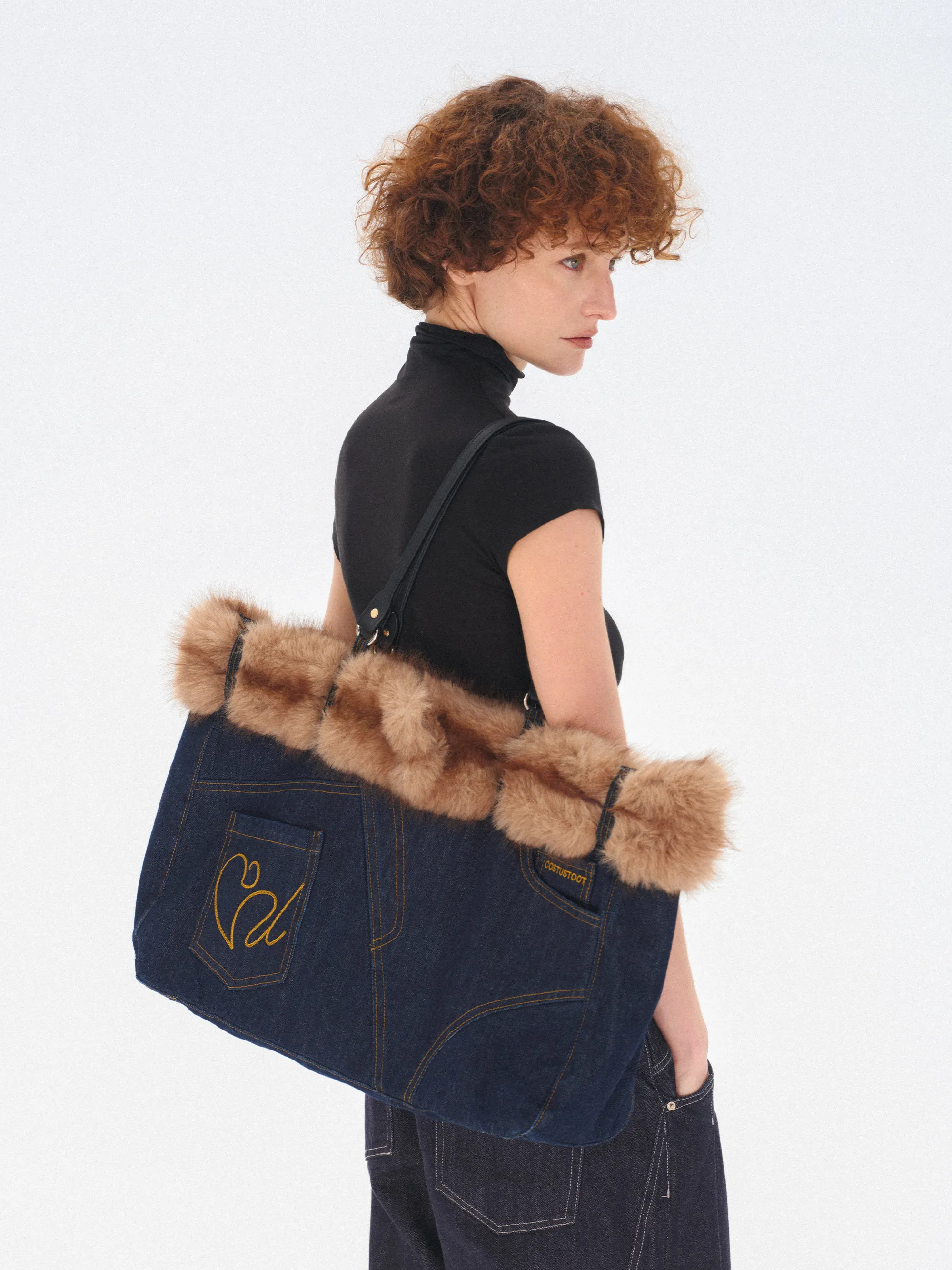 

Модная женская сумка-тоут из денима и канваса 2026 года в европейском/американском стиле, очень вместительная, персонализированная, на одно плечо, трендовая