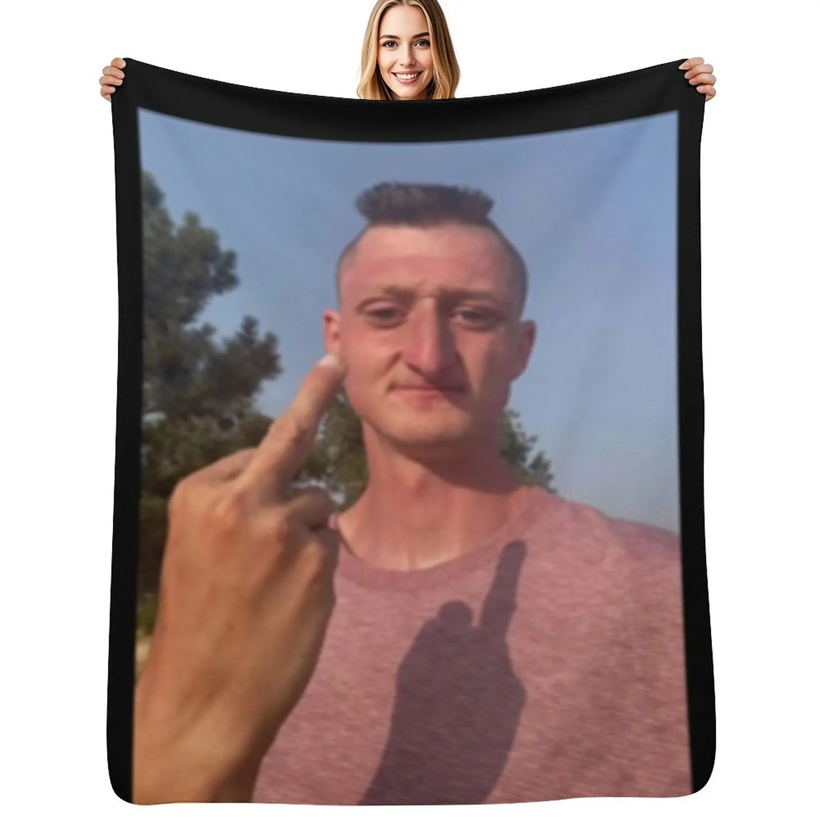 

Daniel Larson Angry Classic Essential Throw Blanket Beautifuls Luxury Brand Picnic Hairy Blankets