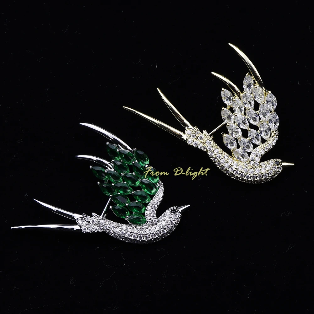 New Flying Bird Brooch Women Setting Green Super-shimmering Zircon Suit Jacket Accessories Banquet Party Jewelry Exquisite Gifts