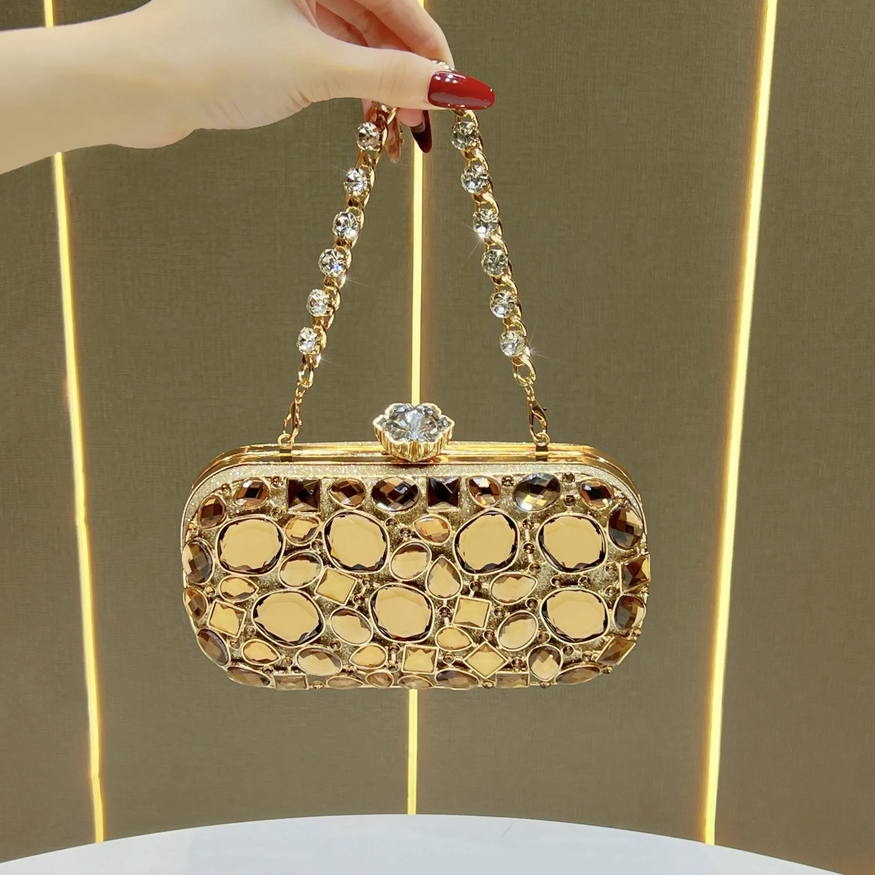 New Dinner  Luxury Rhinestone Clutch  Women's Fashion Exquisite Light Luxury Chain Bag Banquet Dress Bag