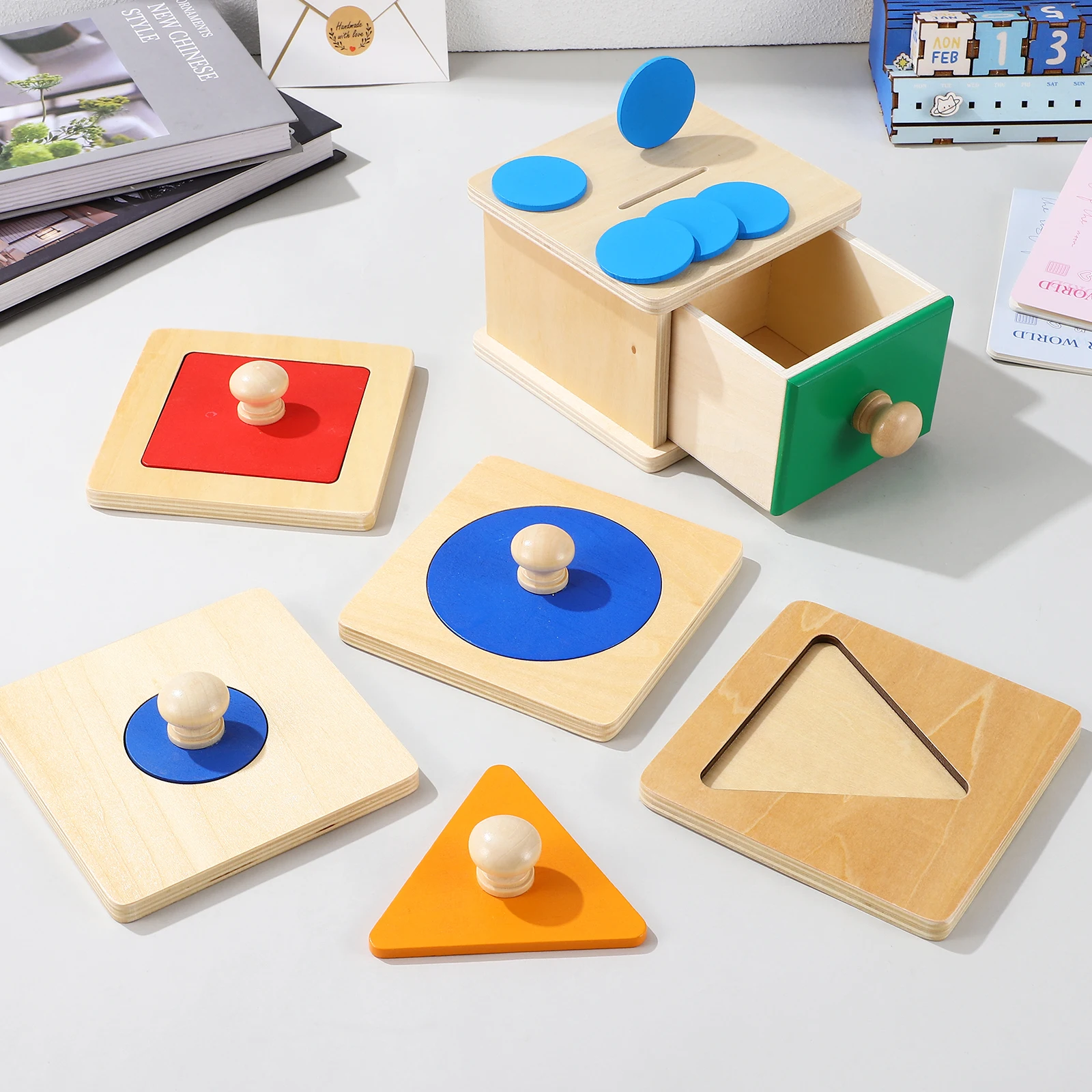 

Geometric Panel Coin Box Montessori Toys Wooden Puzzles Educational Set for Toddlers Babies Shape Recognition Safe Paint Bright