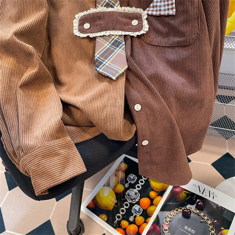 Camisa de pana bordada con perro, Polo holgado, Retro, contraste de Color, estilo Hong Kong, moda de otoño e invierno, novedad de 2023