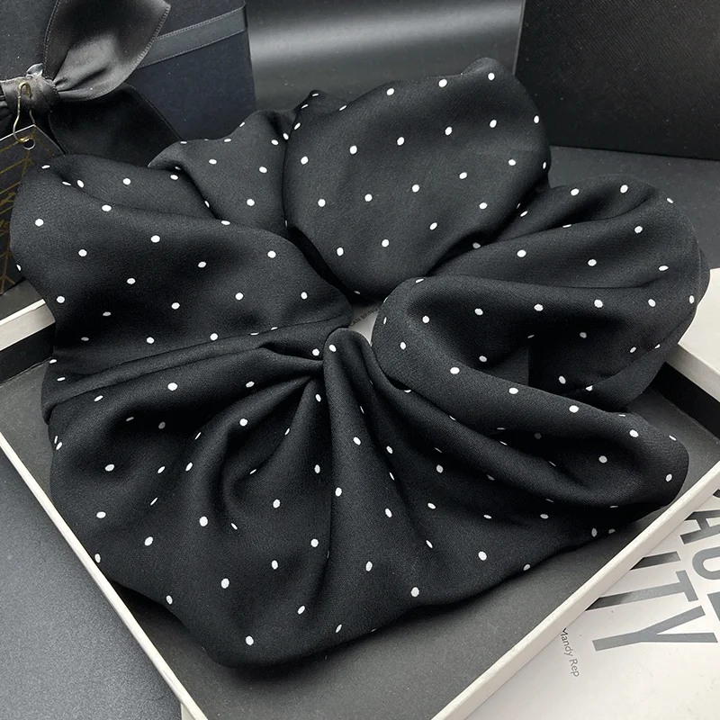 Korean style temperament, oversized polka dot large intestine headband, high-end feeling, lazy style, versatile hair tie, low po