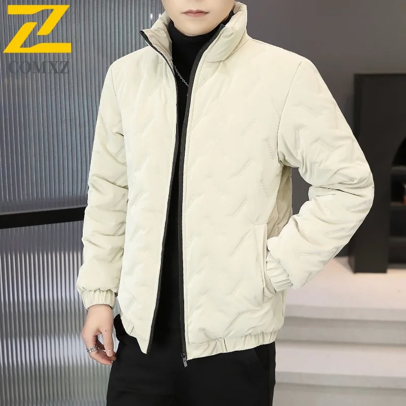 

COMXZ 2025 Новый утолщенный термопуховик мужской свободный крой пуховик трендовый короткий стиль пара воротник-стойка зимнее уличное пальто