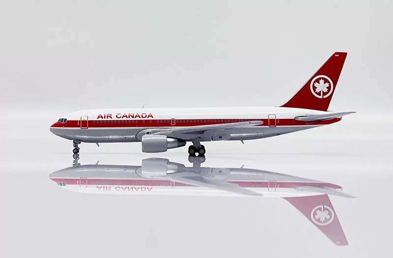 XX40043 1/400 Scale Canada B767 767-200 Aircraft Model Adult Fans Collectible Souvenir