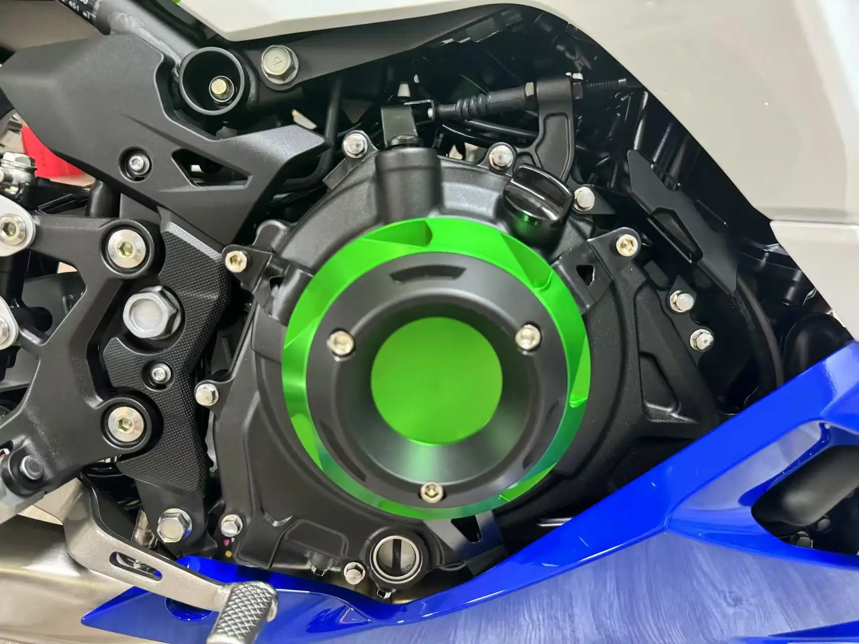 For Kawasaki Ninja500 Z500 Ninja400 Z400 NEW Motorcycle Aluminum Engine Stator Engine Protective Cover Falling Protection