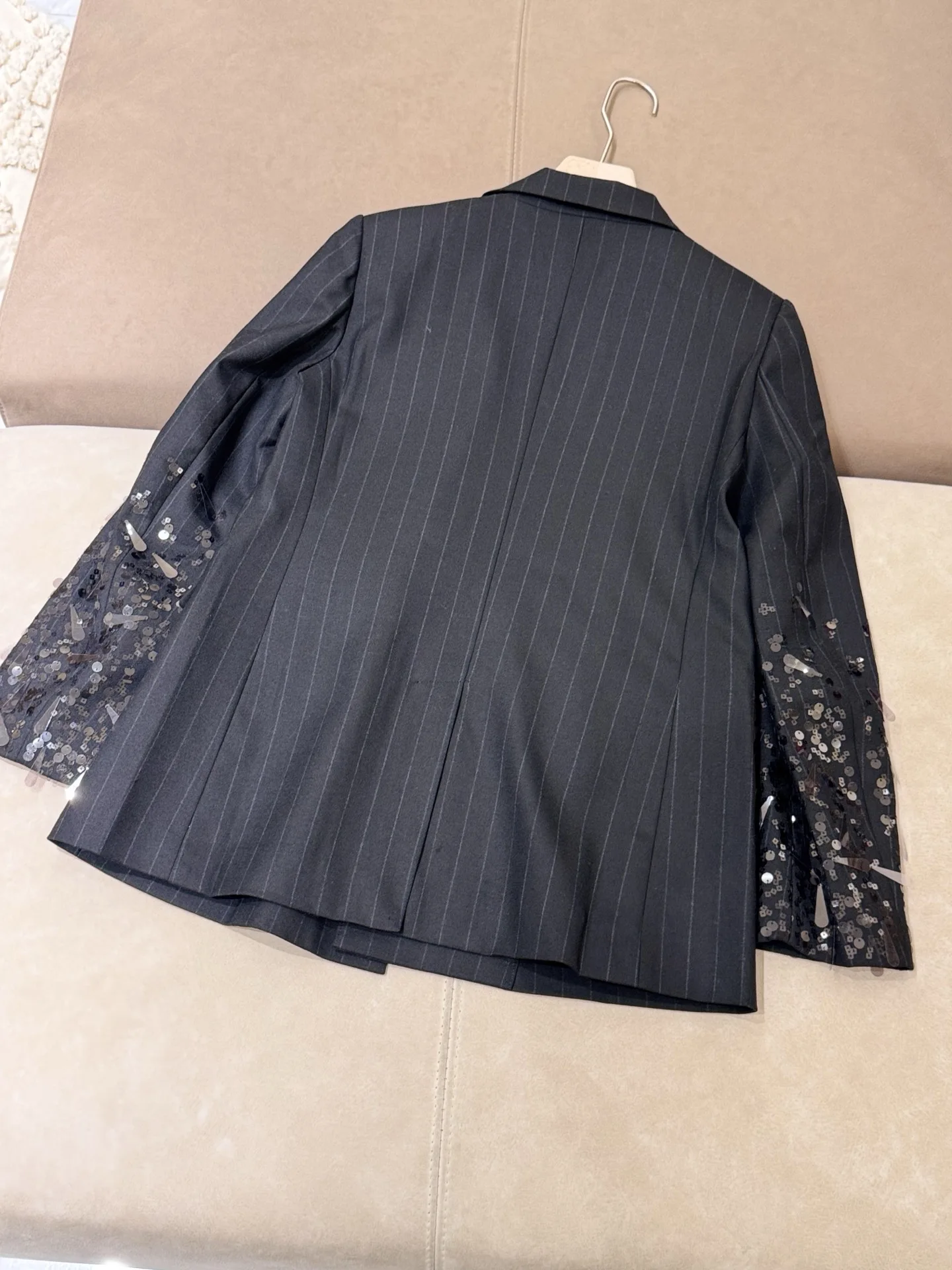 Ladies New High Quality Heavy Duty Striped Wool Suit Luxury Temperament Versatile Cuff Decoration