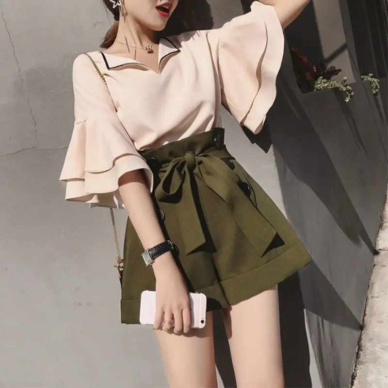 

V-neck Short-sleeved Chiffon Shirt Short Pants Suit Women Summer New Slim High Waist Wide-leg Shorts Two-piece Set
