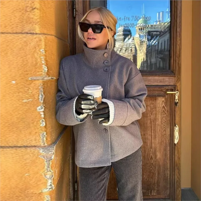 Cappotto di lana tinta unita a maniche lunghe monopetto con colletto rialzato alla moda per cappotto elegante e temperamento da donna autunno e inverno