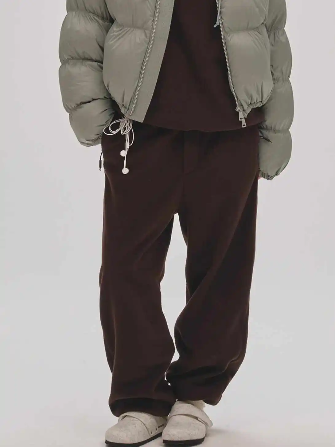 2026 Winter New Product Japanese Lazy Relaxation Solid Color Pants Fleece Warm Leg Tight Sports and Leisure Pants for Women