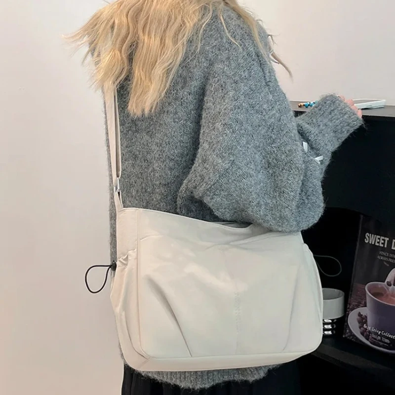 

Simple Solid Color Multi-pocket Women Crossbody Bags Large Capacity Ladies Shoulder Bag Lightweight Female Waterproof Nylon Tote