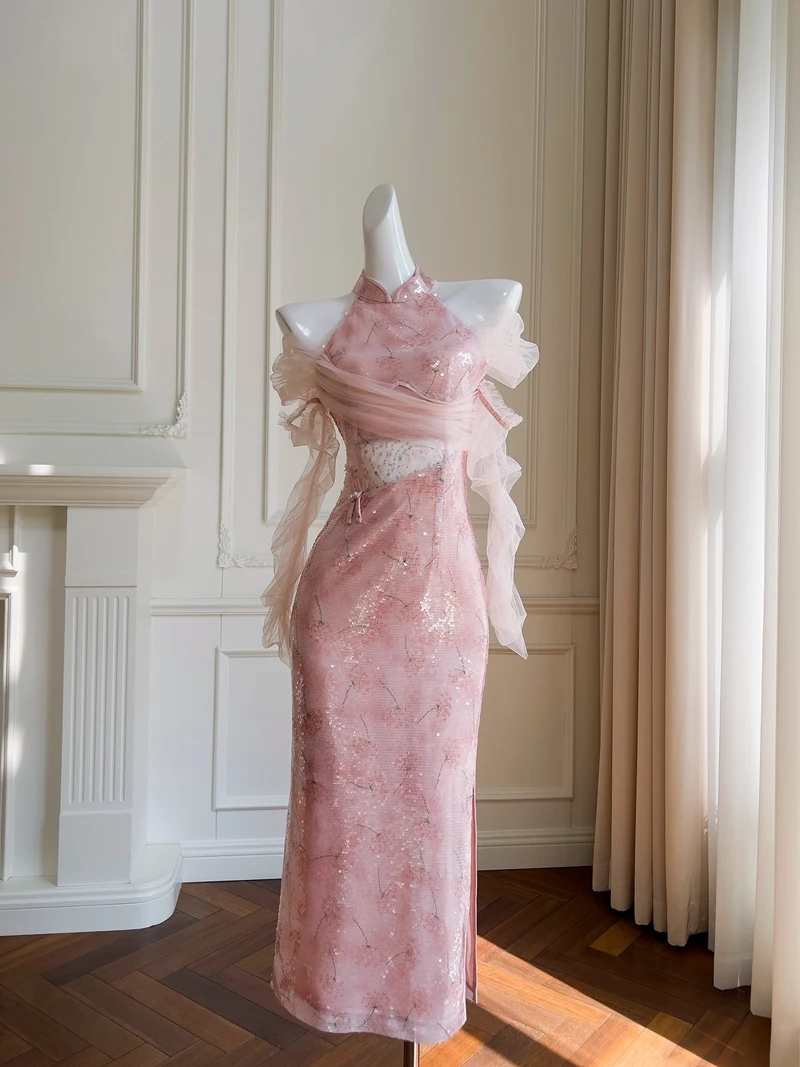 

Китайский стиль в стиле ретро с открытыми плечами и светодиодной подсветкой Sequential Sle Pink Dr для женщин в цвете 25–35 лет