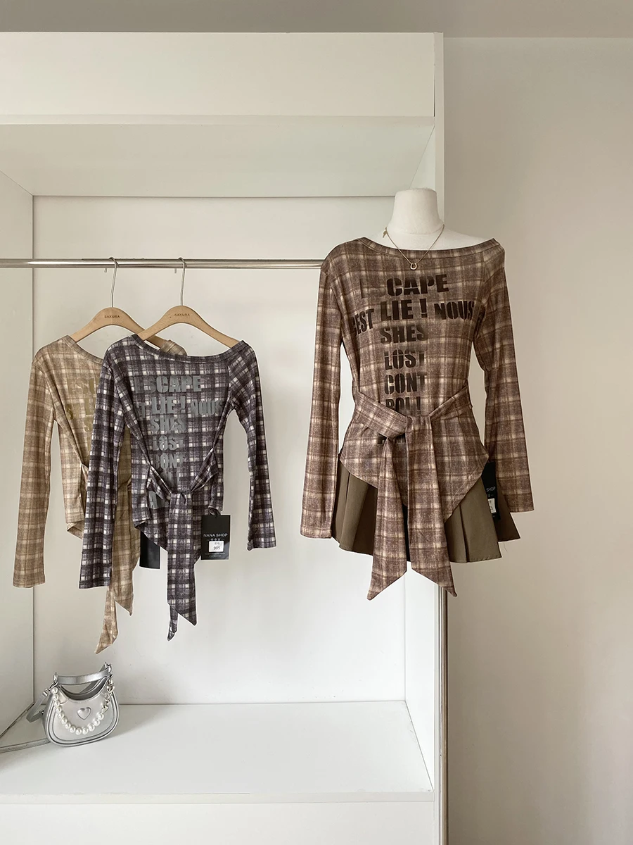 

Asymmetrical Print Off-shoulder Collar Letter Plaid Straps Inner Wear Tops Women's Autumn Vintage Slim-fit Long-sleeve T-shirt