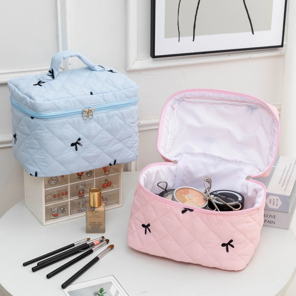 Embroidery Bow New Cosmetic Bag Large Capacity Portable Cosmetic Storage Bag Quilting