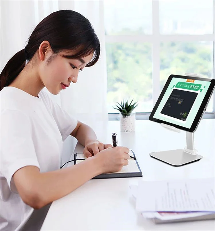 Hot Sale Portable Telescopic Foldable Tablet Stand Adjustable Clip Desktop Travel Phone Holder