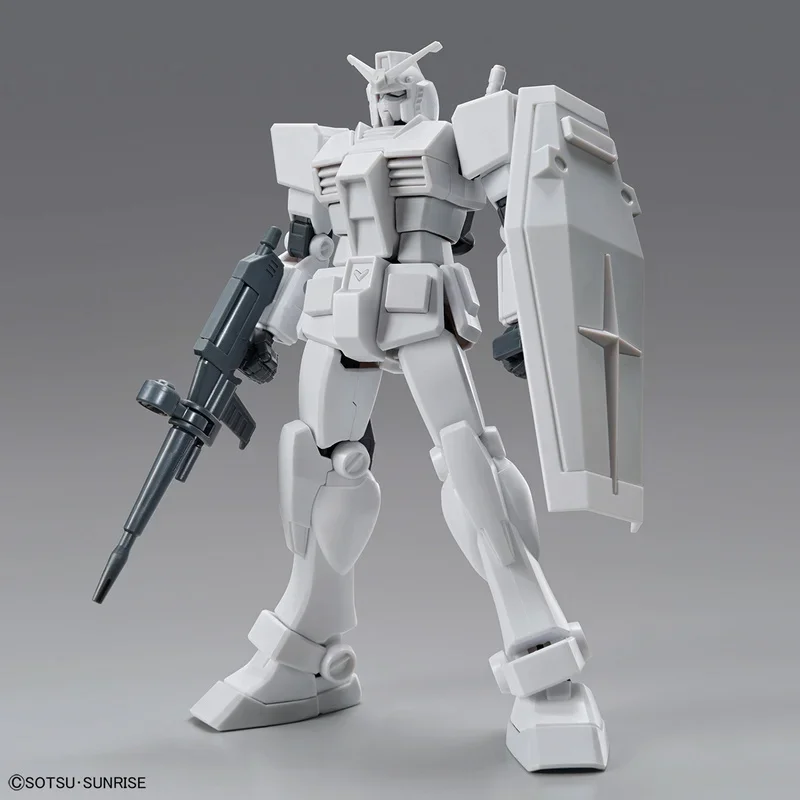 Bandai Gundam Model Kit Assemblare Figura EG RX-78-2 Gundam Versione incolore Personaggi Anime Action Dolls Giocattoli per bambini