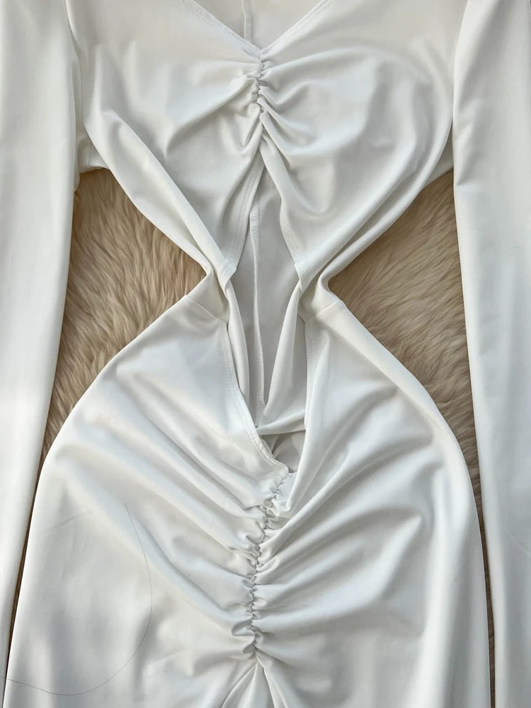 Foamlina-maxivestido Sexy recortado en la parte delantera, fruncido, Irregular, a la moda, blanco, con cuello en V, manga acampanada, espalda ajustada, vestido largo de fiesta en la playa