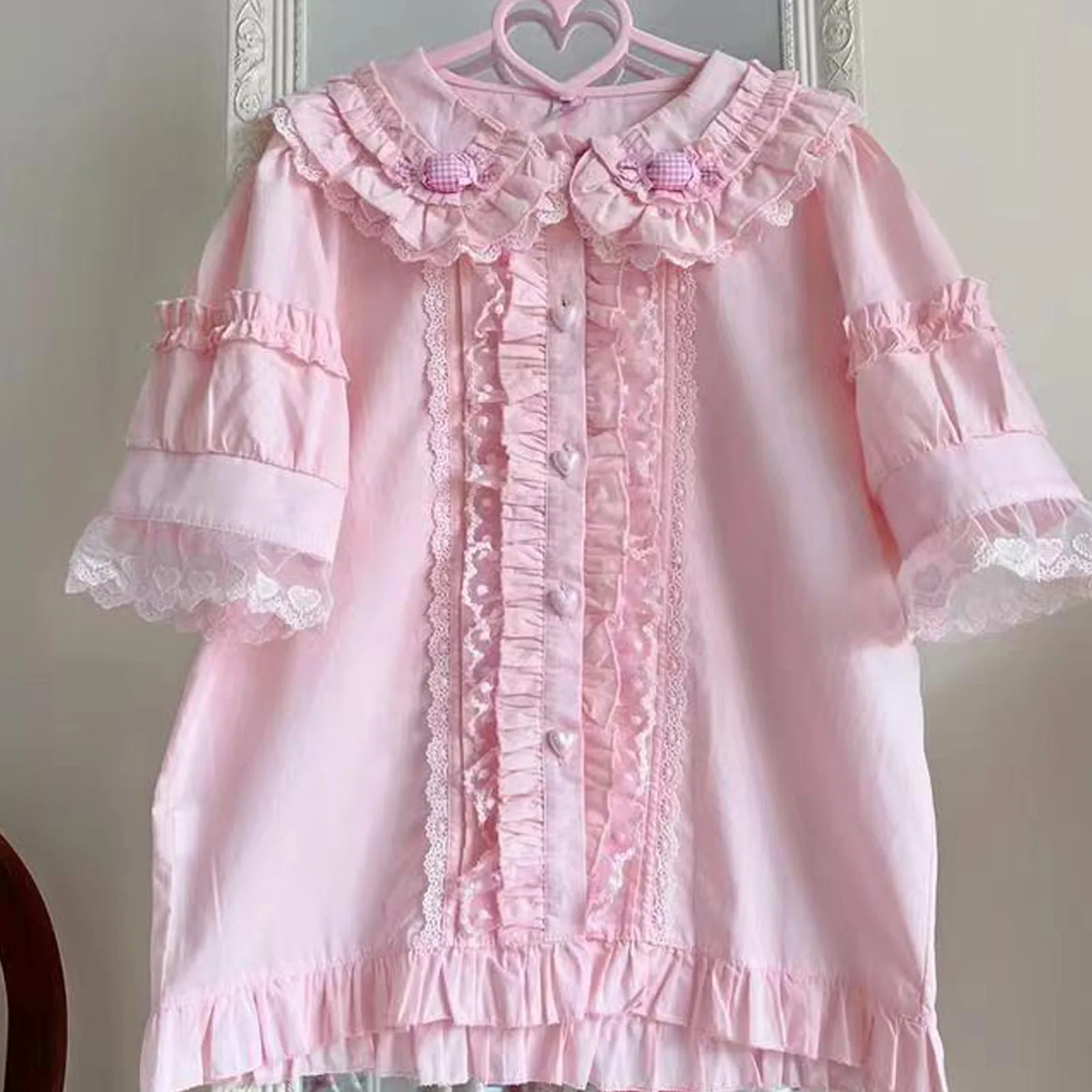 

Japanese Cute Lolita Blouses Women Kawaii Candy Peter Pan Collar JK Shirt Tops Girls Sweet Lace Ruffles Puff Sleeve Chic Blouse