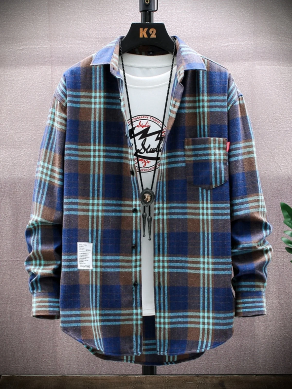 

Новая мужская рубашка-поло в клетку 2025 года, свободного кроя, из смесового полиэстера и хлопка, для весенне-осенней носки, для старшеклассников