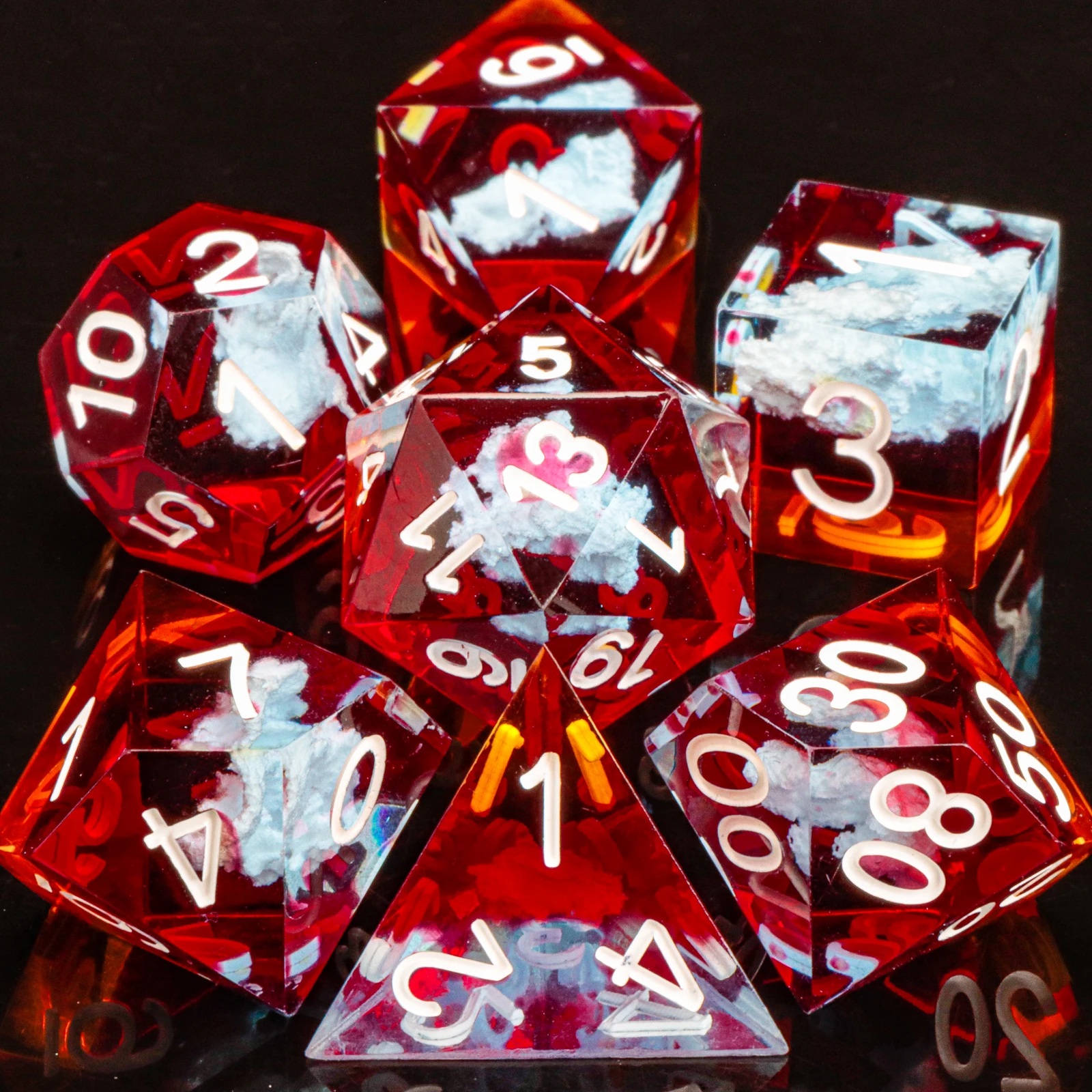 

Набор кубиков из смолы с острыми краями Cloud, многогранные игральные кости ручной работы для Dungeons And Dragons D&D Dice RPG, ролевые игры