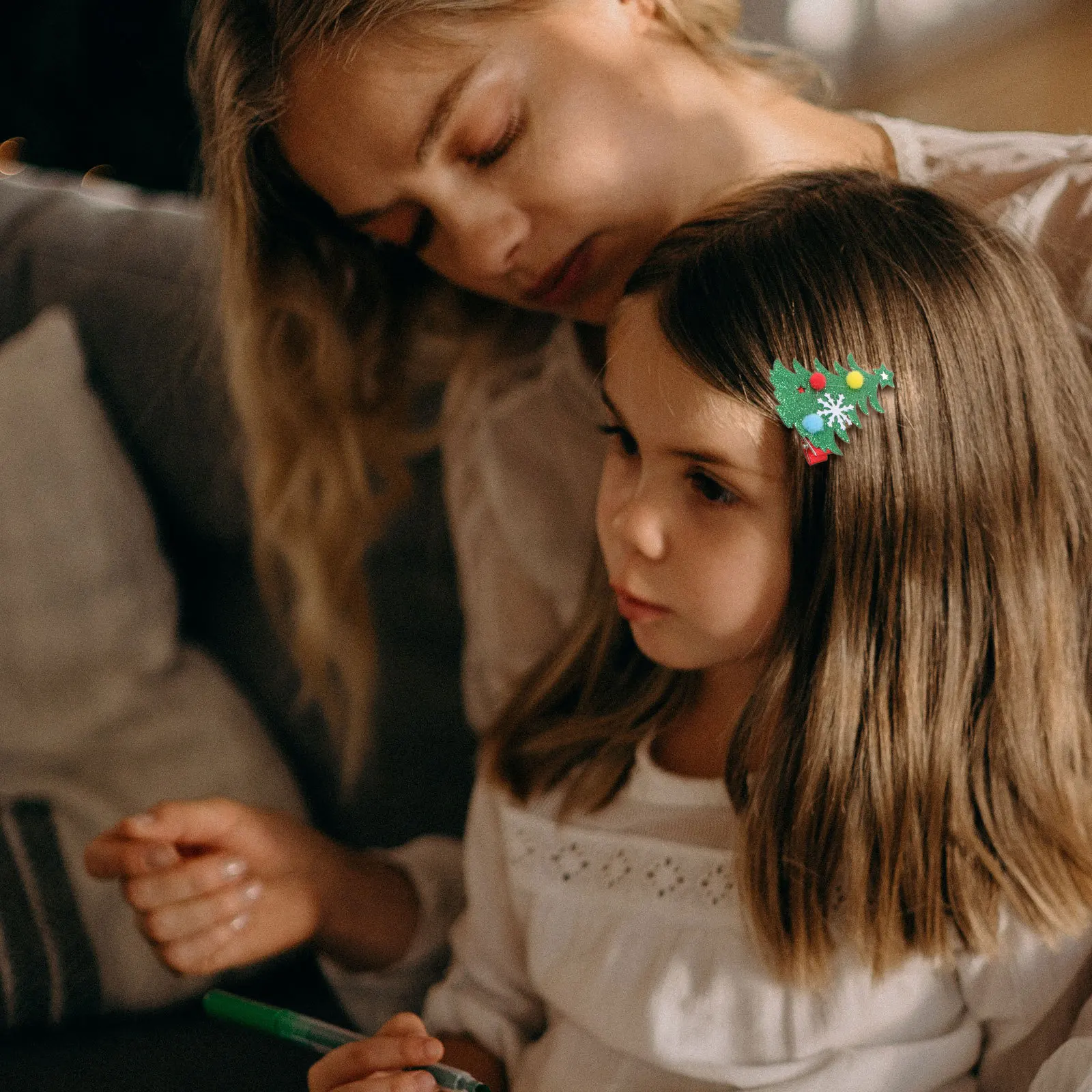 

6Pcs Christmas Tree Hairpins Adorable Xmas Hair Clips Party Festival Hair Accessories Holiday Barrettes Hairpins