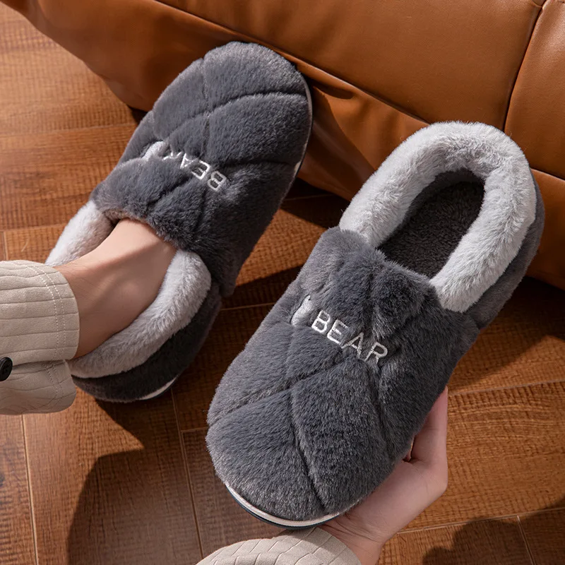 Mens Winter Plush Cotton Closed Heel Slippers Large Size Non Slip Warm Fleece Lined Indoor Outdoor House Slippers for Women