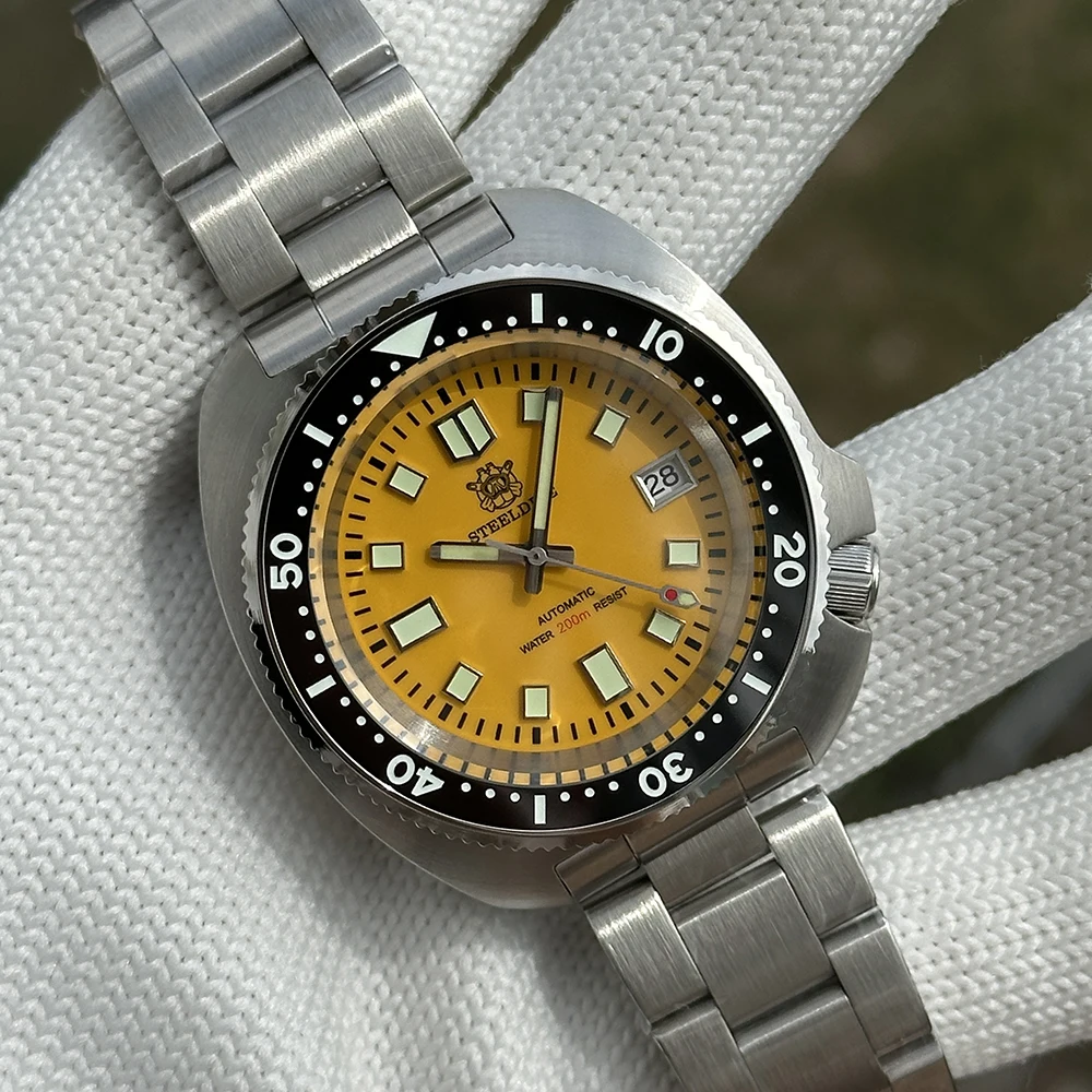 Steel dive neuankömmling sd1974 gelbes zifferblatt schwarz keramik lünette super leuchtend nh35 automatische 200m tauch uhr mit gefrästem verschluss