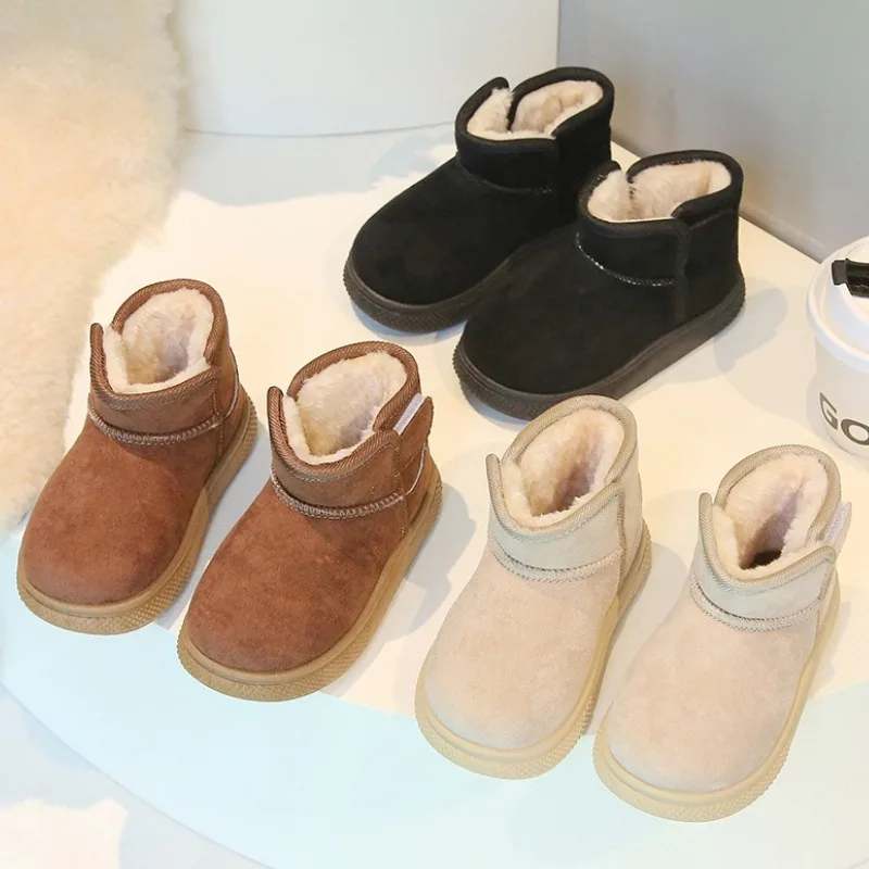 

Лидер продаж, детские зимние ботинки, новинка 2025, зимние новые стильные короткие ботинки для мальчиков, плюшевые толстые ботинки, модные хлопковые сапоги для девочек, детская хлопковая обувь