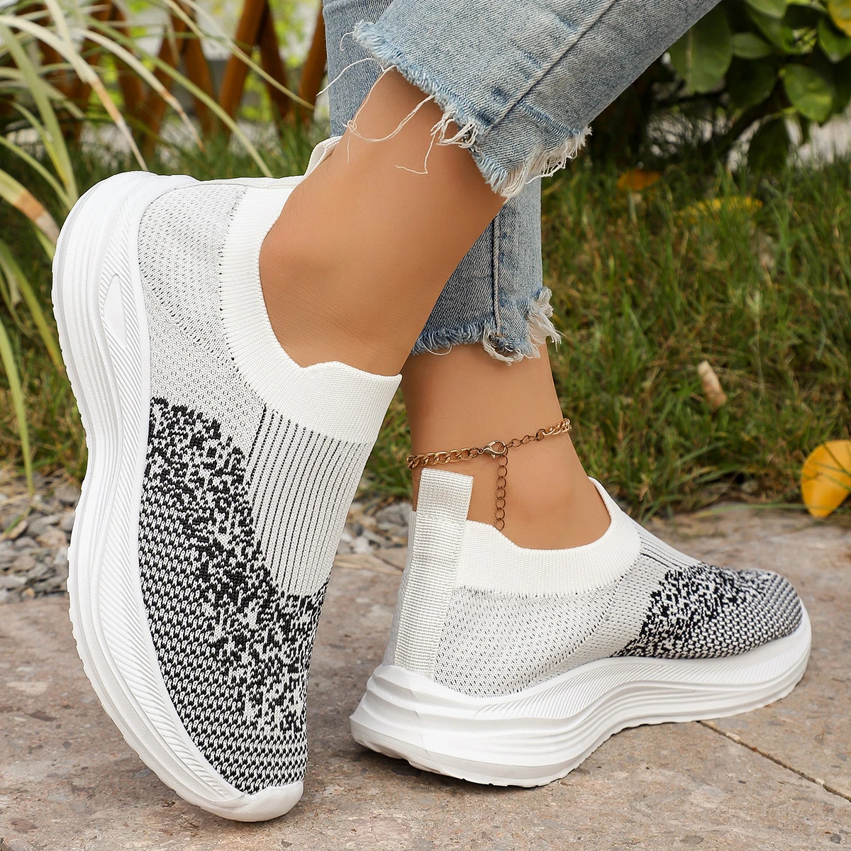 Outdoor Breathable Women Mesh  - огляд і ціна Mesh Trainer Breathable