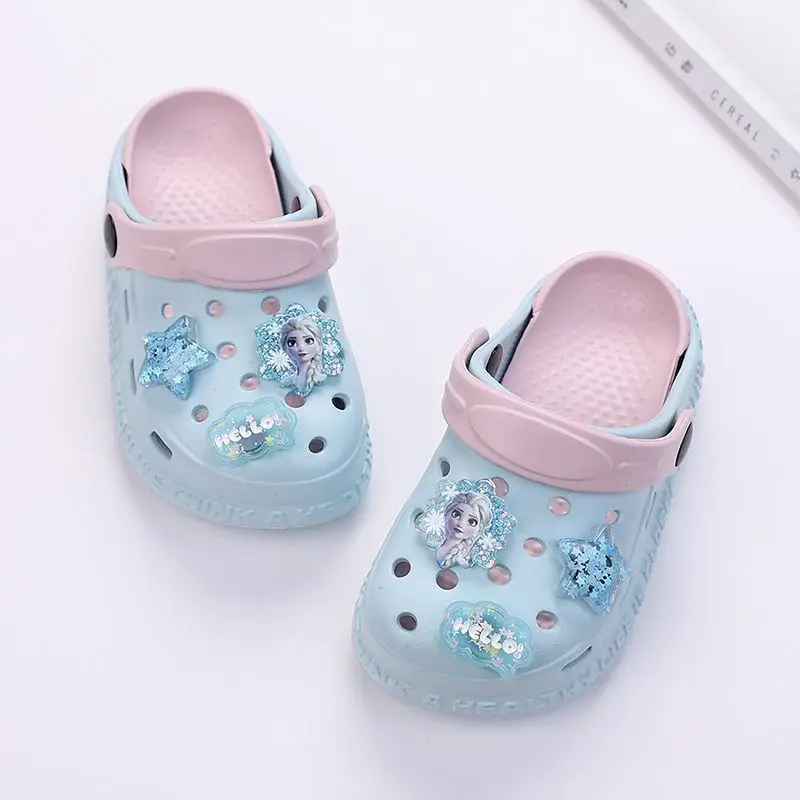 Pantuflas con orificios para niña, diseño de princesa Elsa, Disney, novedad de verano 2026, suaves, antideslizantes, resistentes al desgaste, sandalias Baotou para padres e hijos