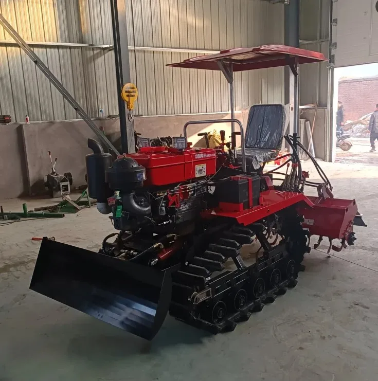 Traktor pertanian kecil yang cocok untuk operasi kebun dan lahan berpasir, dilengkapi dengan herbisida dan pendorong salju.