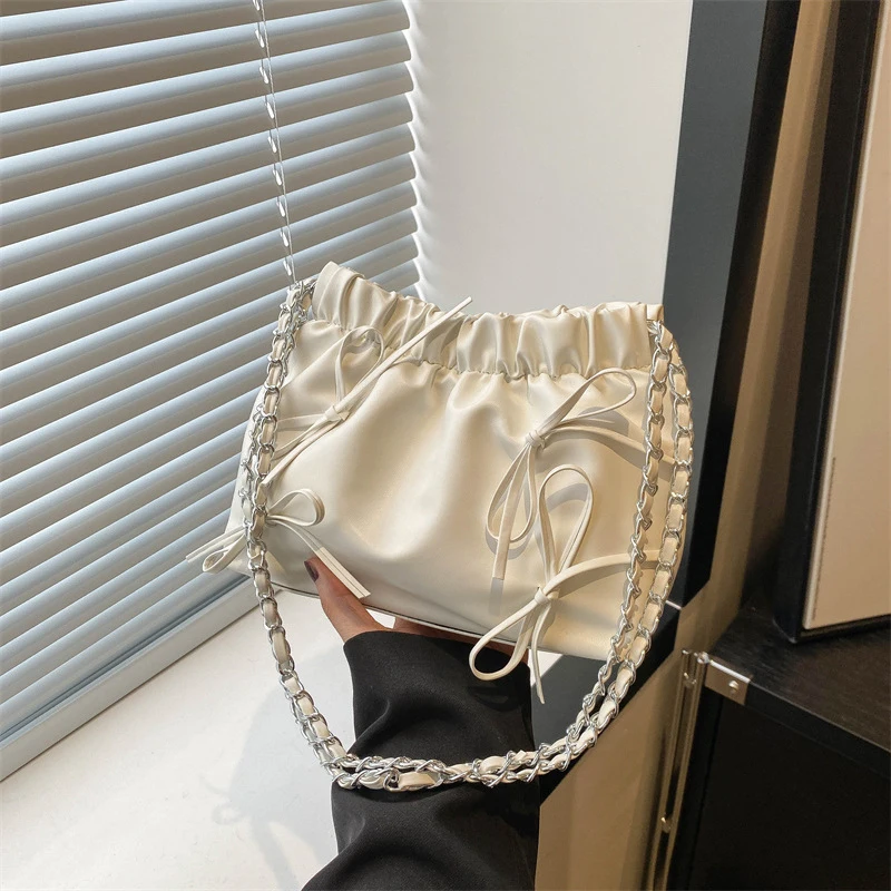 New Minimalist And Trendy Casual Texture Bow Knot Bucket Chain Trendy Shoulder Bag