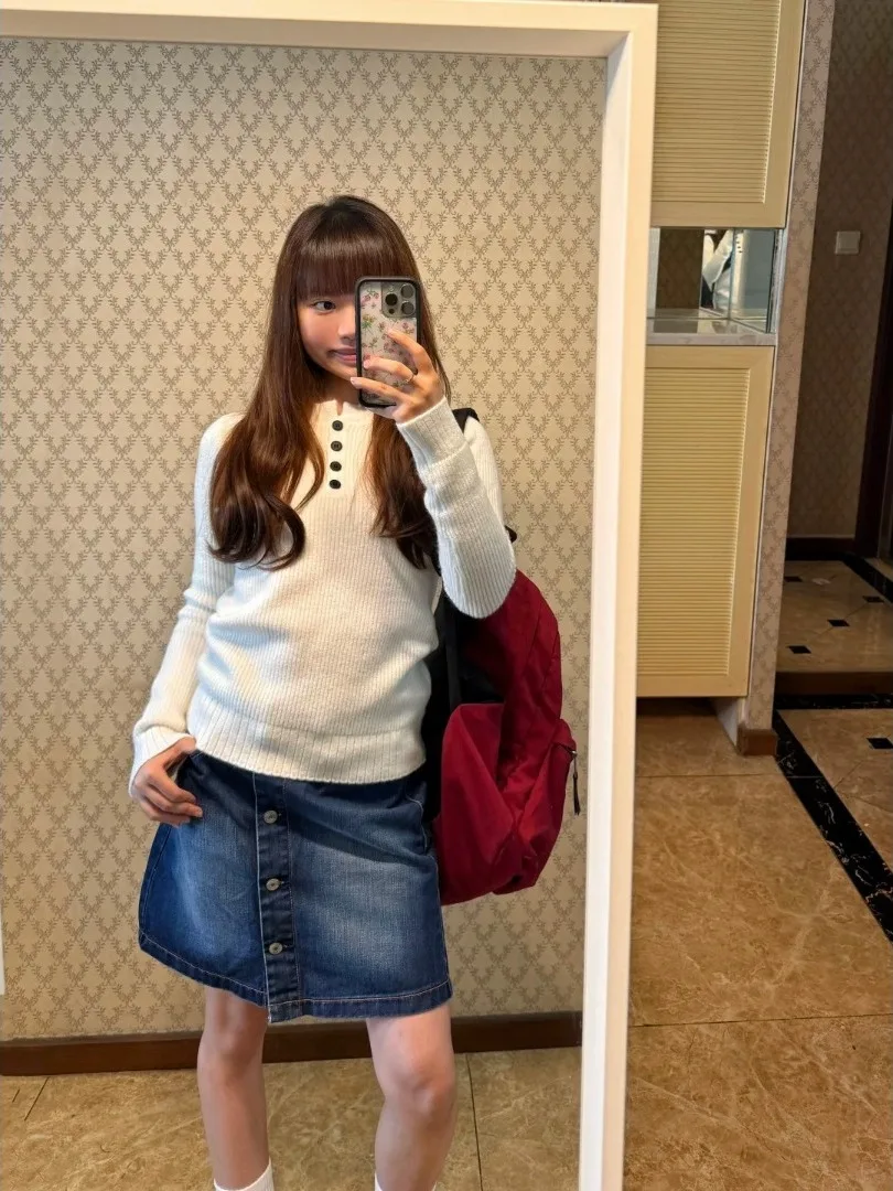 

Soft White Long Sve Knitted Sweater Women's Autumn Winter Inner Wear Base Layer irt Top American College Sle 2025 New