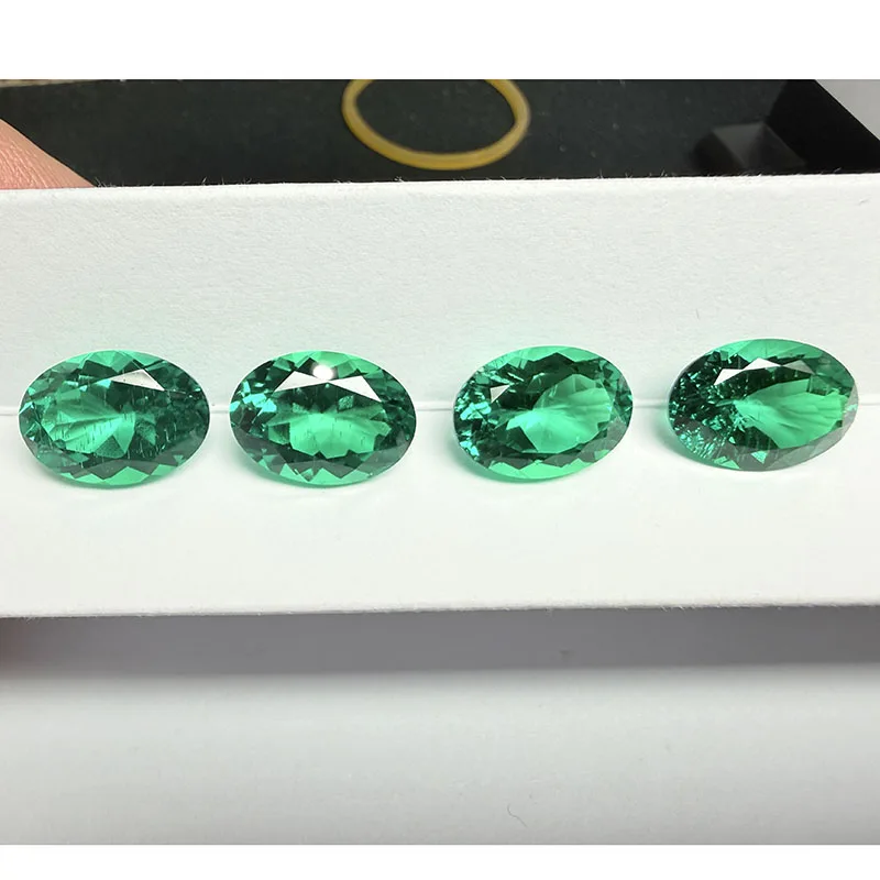 Hochwertiger Labor-Gezüchteter Kolumbianischer Smaragd in Ovaler Form Grüner Edelstein für DIY Ring-, Halsketten- und Ohrringherstellung mit Wählbarem Zertifikat – Detail 2