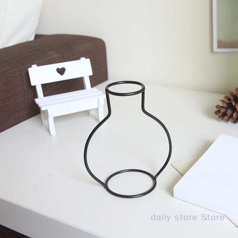 1szt Retro Iron Line Table Vase Pot Ornament Metalowy uchwyt na rośliny Nordic Styles Flower Home Decorations