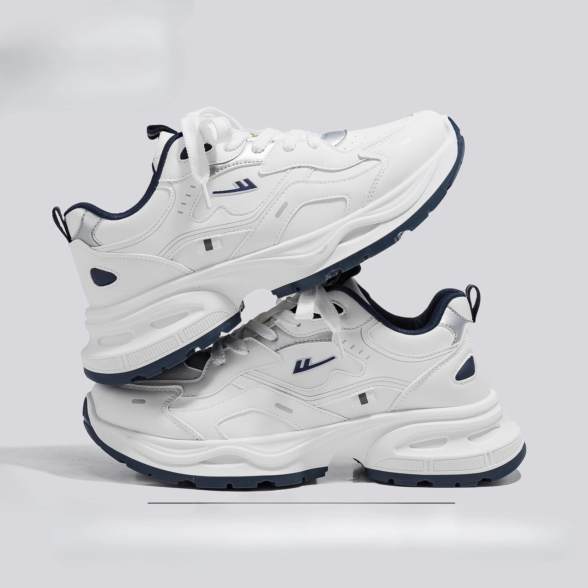 

Breathable vintage couple's dad shoes in silver-gray spring new style versatile low-top sneakers for both men and women