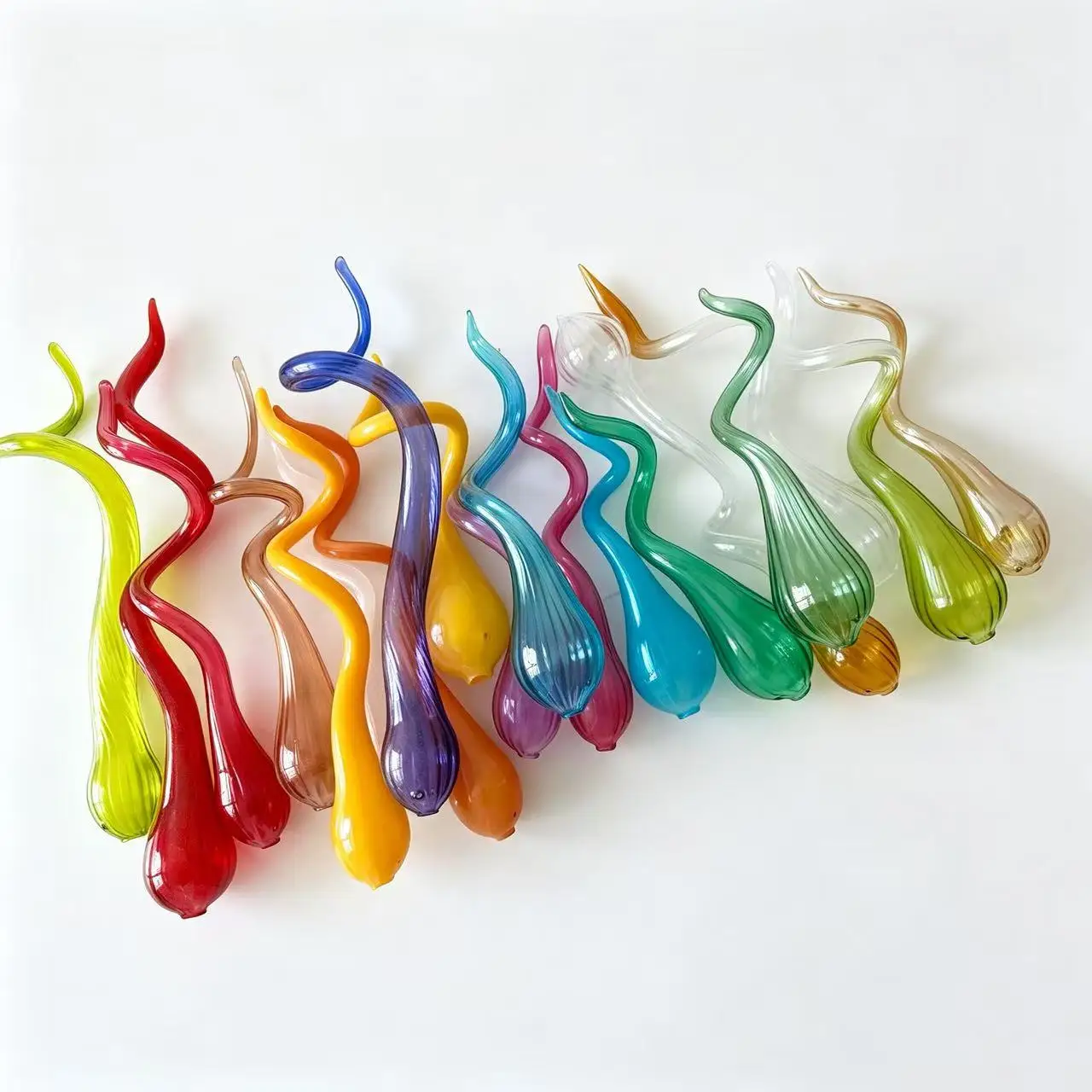 Available Hand Blown Glass Twists in Stock Colored Glass Pipe for Chandelier Lamp Art Decor