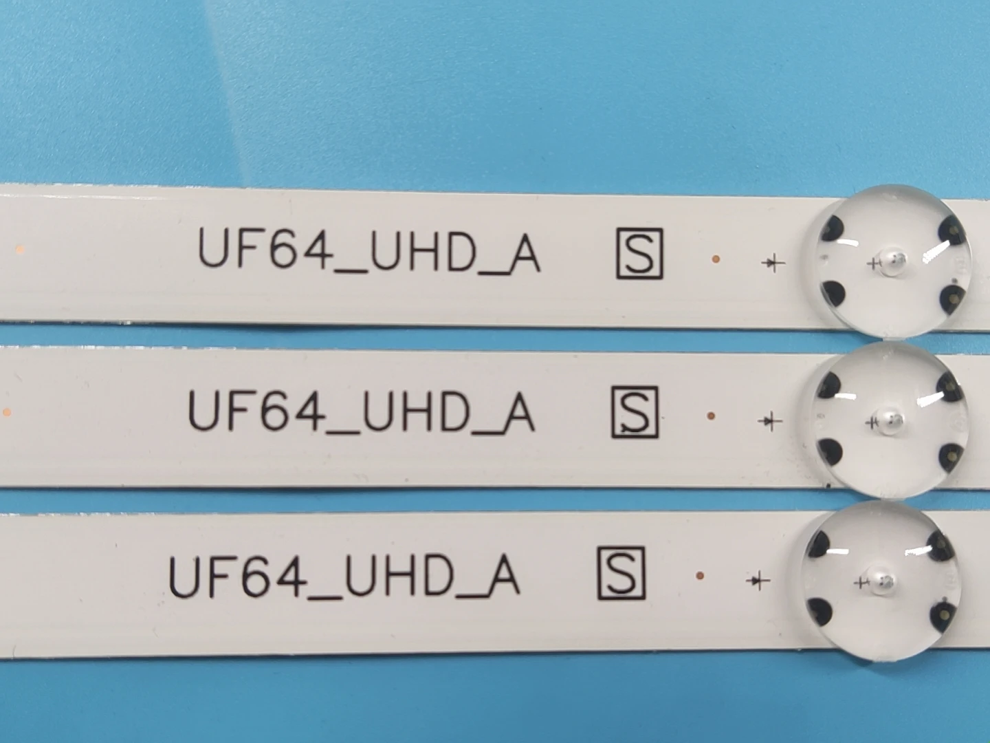 

Светодиодная подсветка для 43uh619v 43UH610V 43UH6030 UF64 UHD_A 43LH5700 43LH60FHD HC430DGG-SLNX1 43UF6400 43LG61CH 3 шт. x 43 дюйма